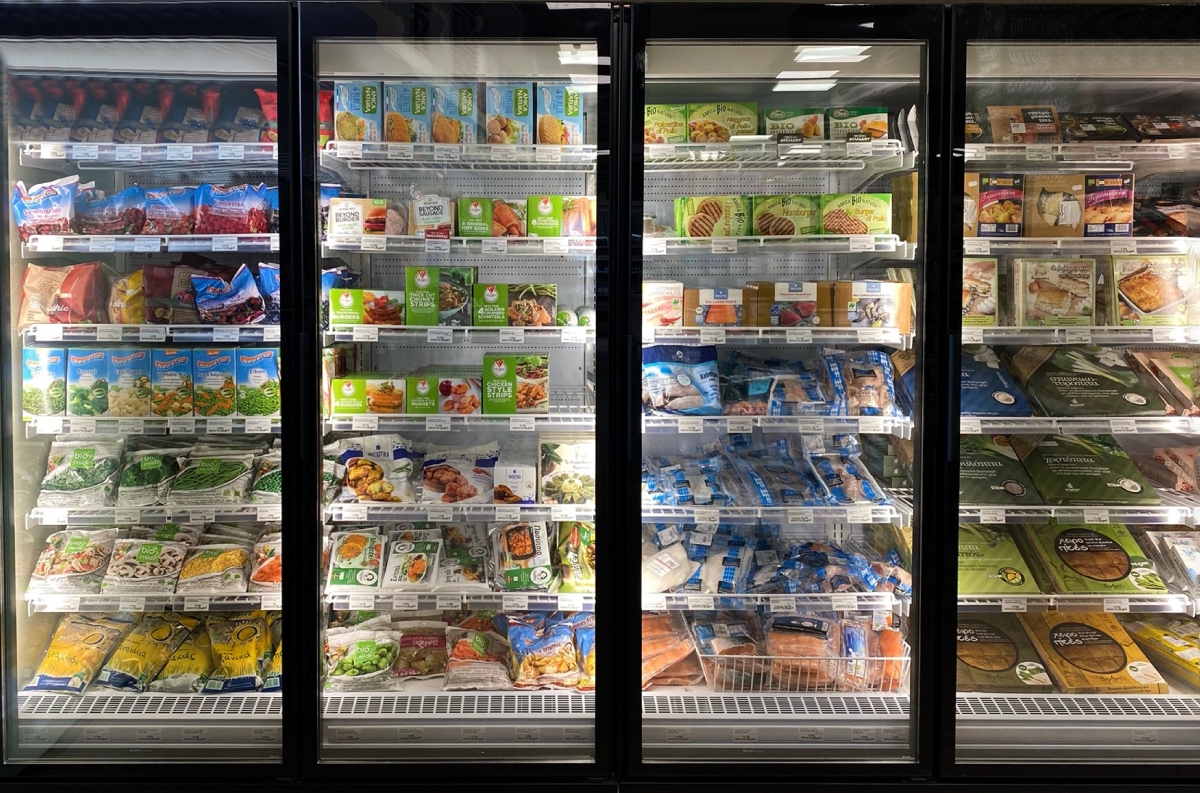 Murais para conservação de congelados FUTURO da JORDÃO | JORDAO's FUTURO  freezer multi deck model. Vitrines murales FUTURO pour conservation de produit surgeles du JORDÃO.