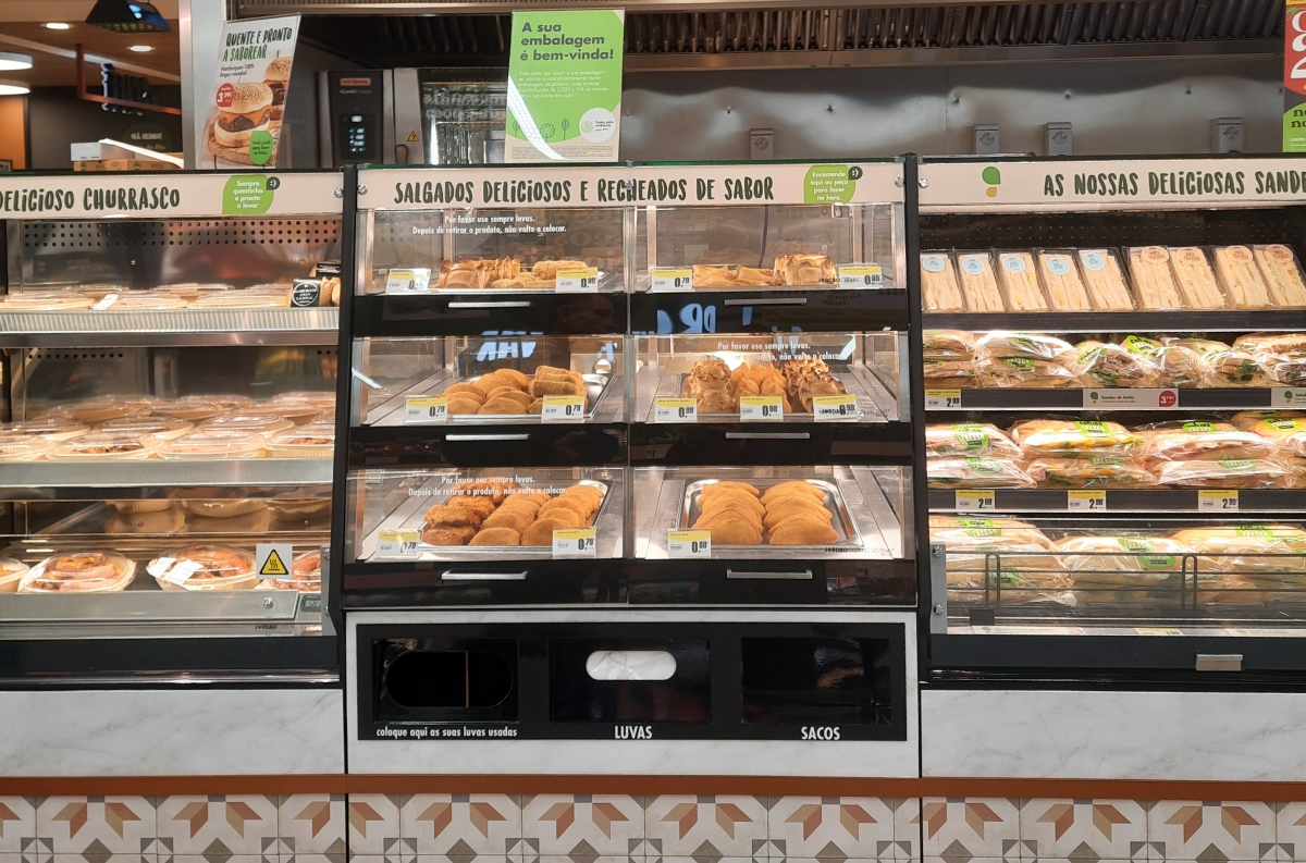 Expositores JORDAO self-service para alimentos quentes e refrigerados | JORDAO's self-service solutions for  cold and heated foods